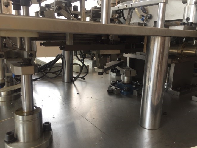 高速纸杯机图片